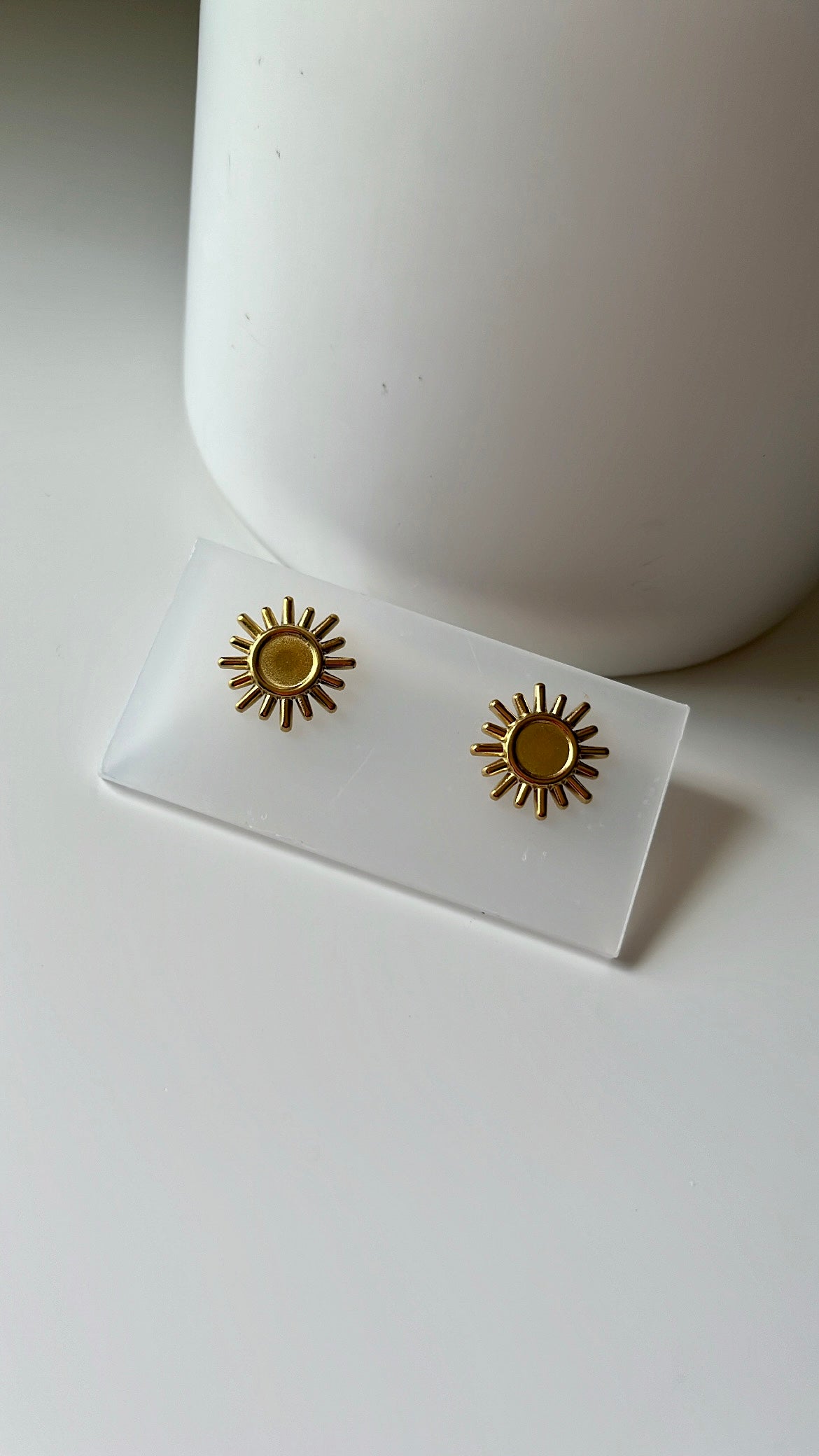 Soleil Stud