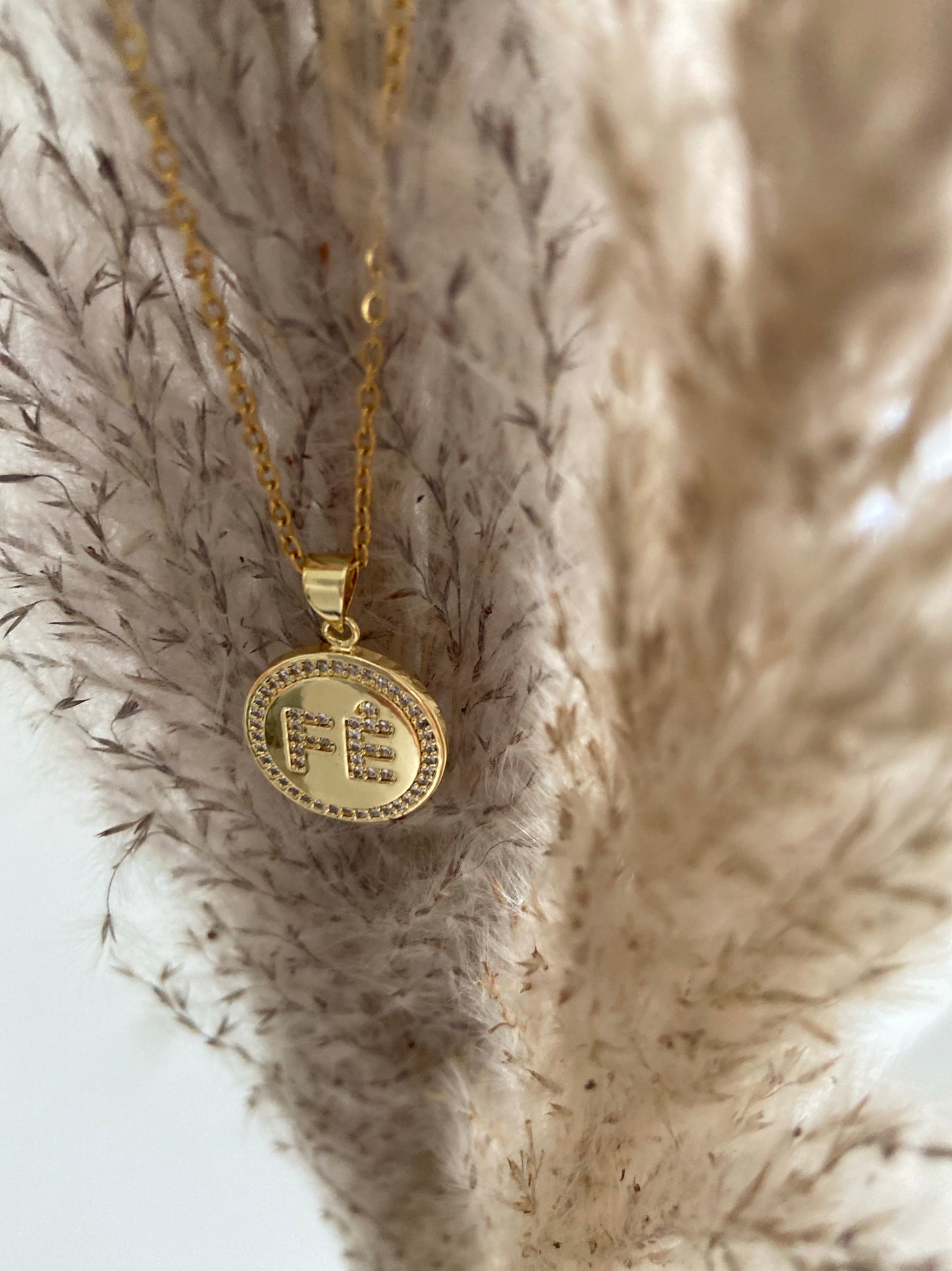 Fé Chain