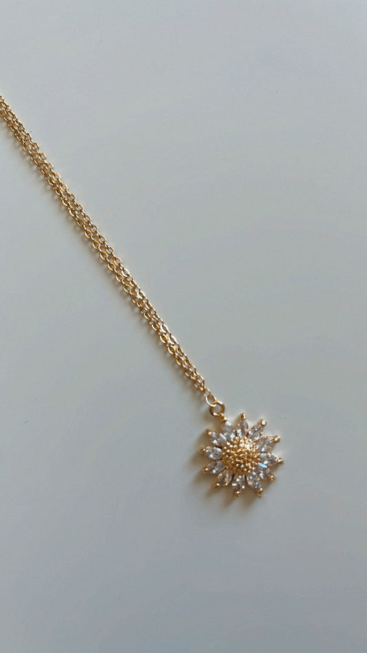 Shiny Sunflower Necklace